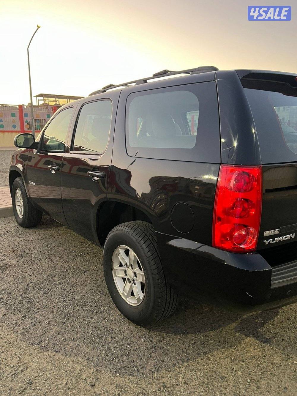 للبيع يوكن دبل قير 20111