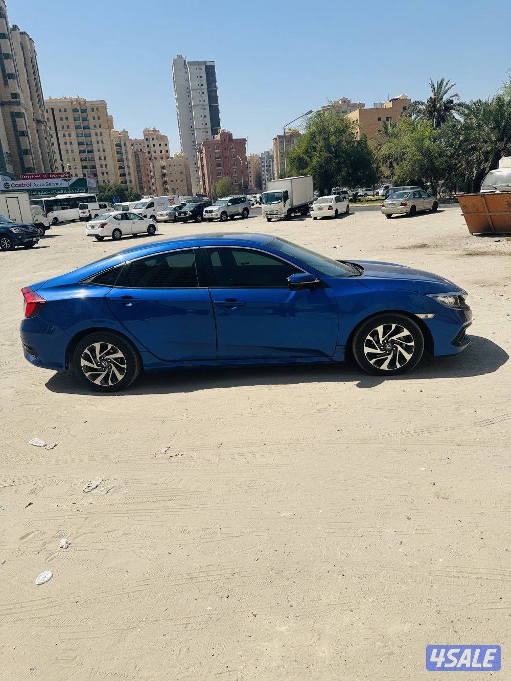 Honda civic car blue full option9