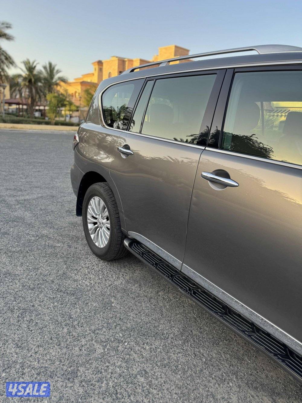 للبيع باترول بلاتينوم 2014 ماشي 2386