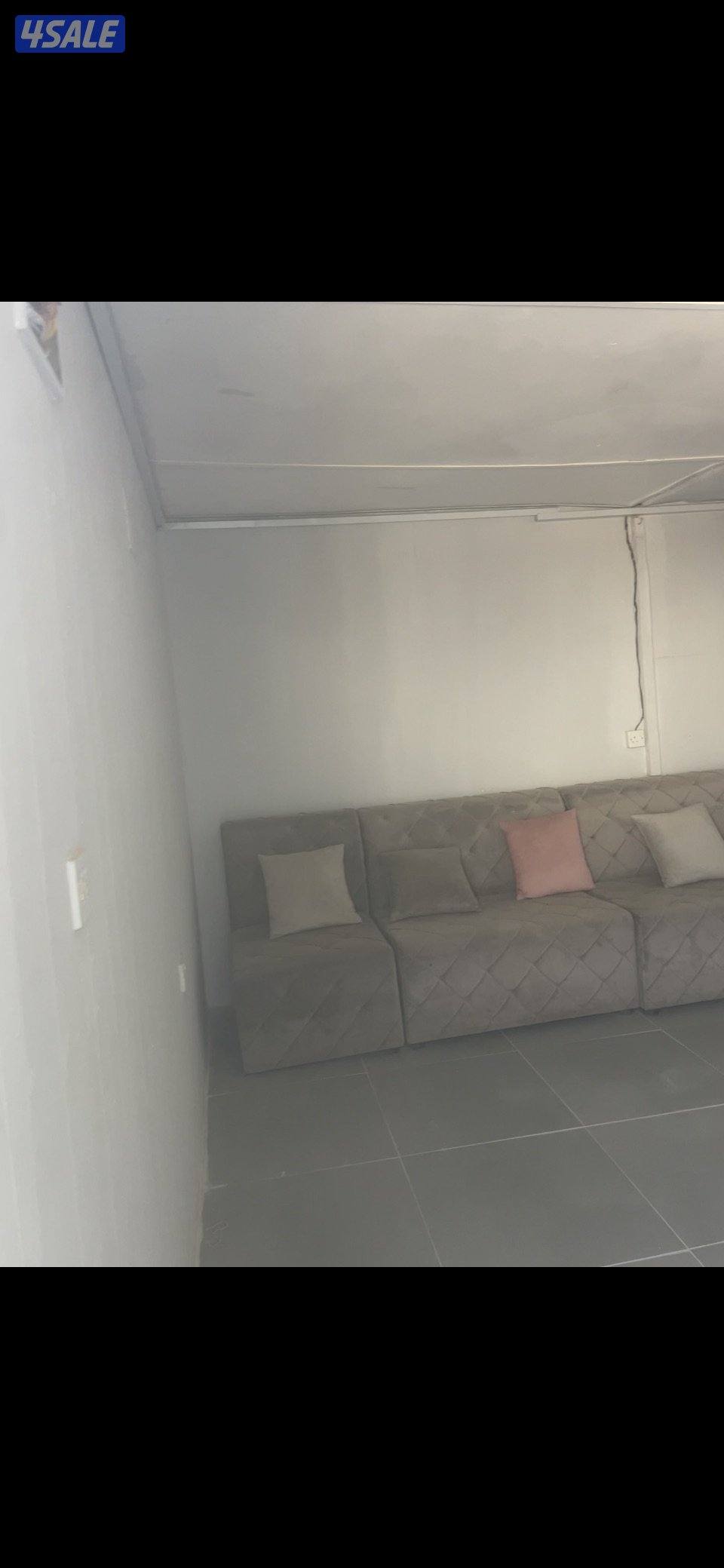 للبيع شاليه ثابت /5/5   الارضيه سراميك2