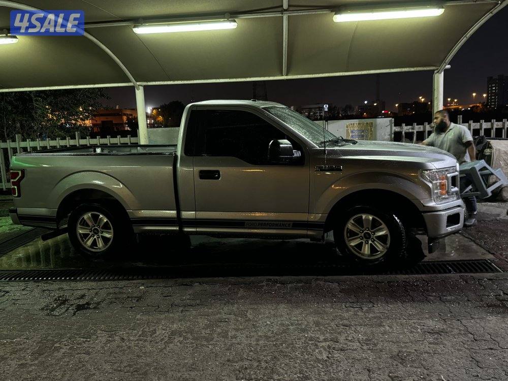 وانيت فورد xlt بدون دبل اللون سيلفر0