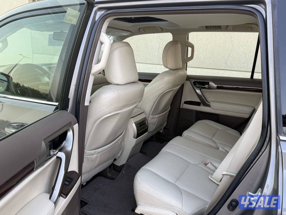 لكزس GX460 - موديل 2014 - عداد 237 - وارد الساير - شرط الفحص9