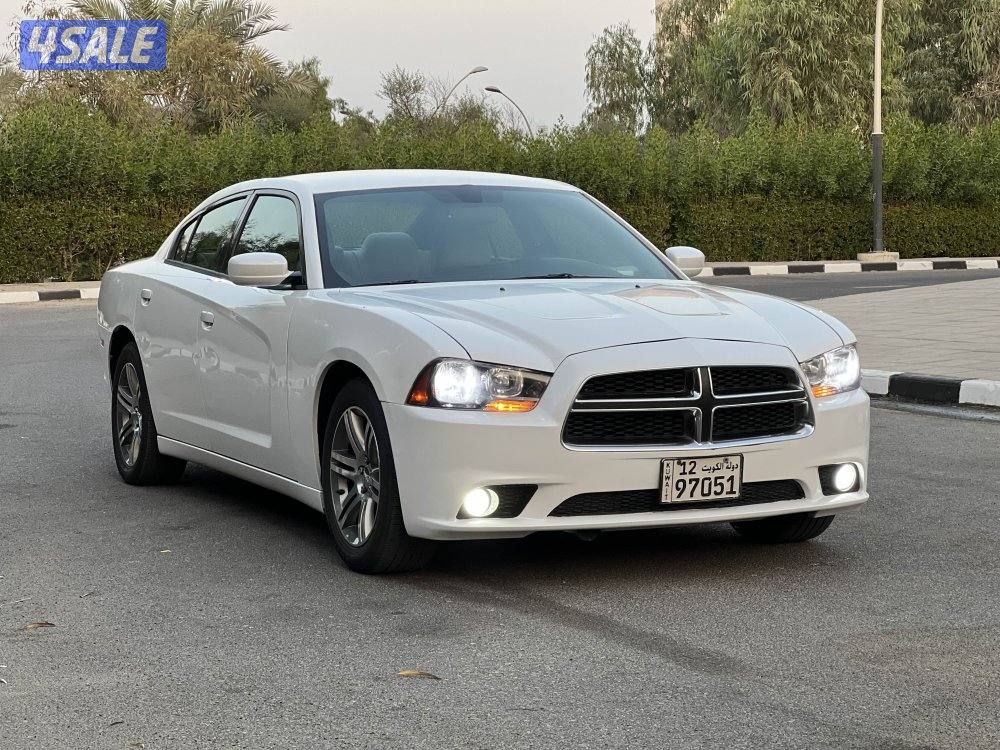 للبيع دوج تشارجر1