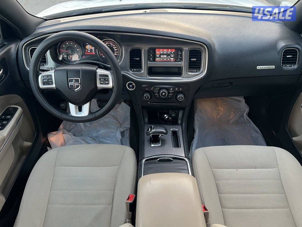 للبيع دوج تشارجر6