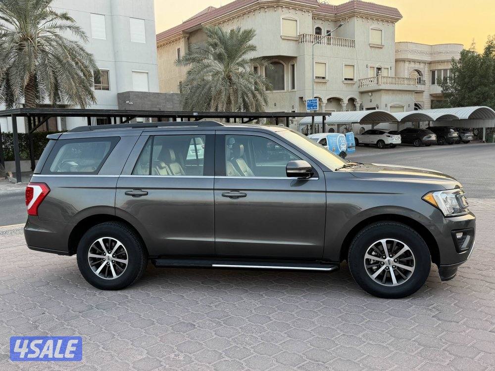 فورد اكسبدشن 2018 صبغ الوكاله عداد 118 الف3