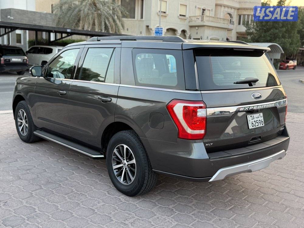 فورد اكسبدشن 2018 صبغ الوكاله عداد 118 الف7