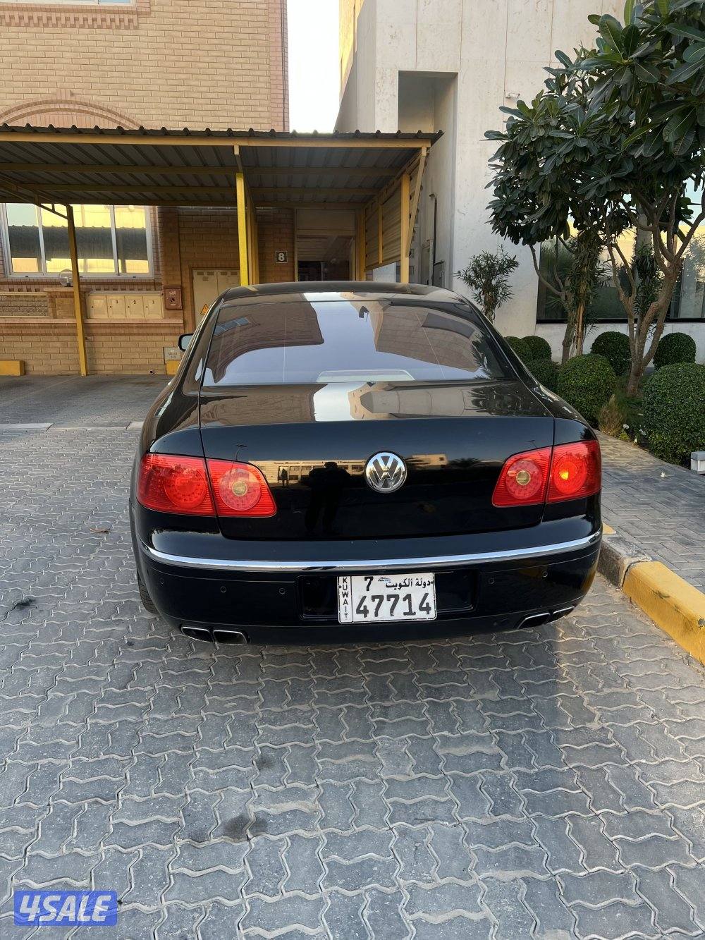 فولكسفاغن ڤيتون موديل ٢٠٠٦ حالة نظيفه وممتازه مواصفات خاصة ونادر2