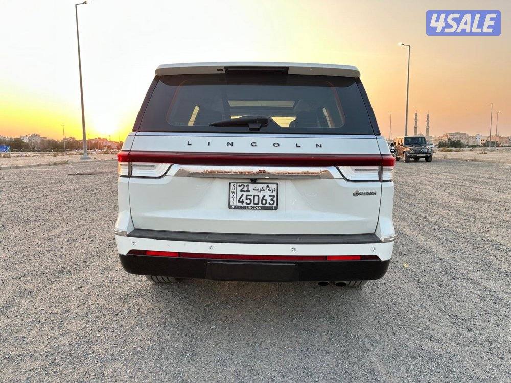 لينكولن نافيجيتور Presidential موديل بحالة الوكالة4