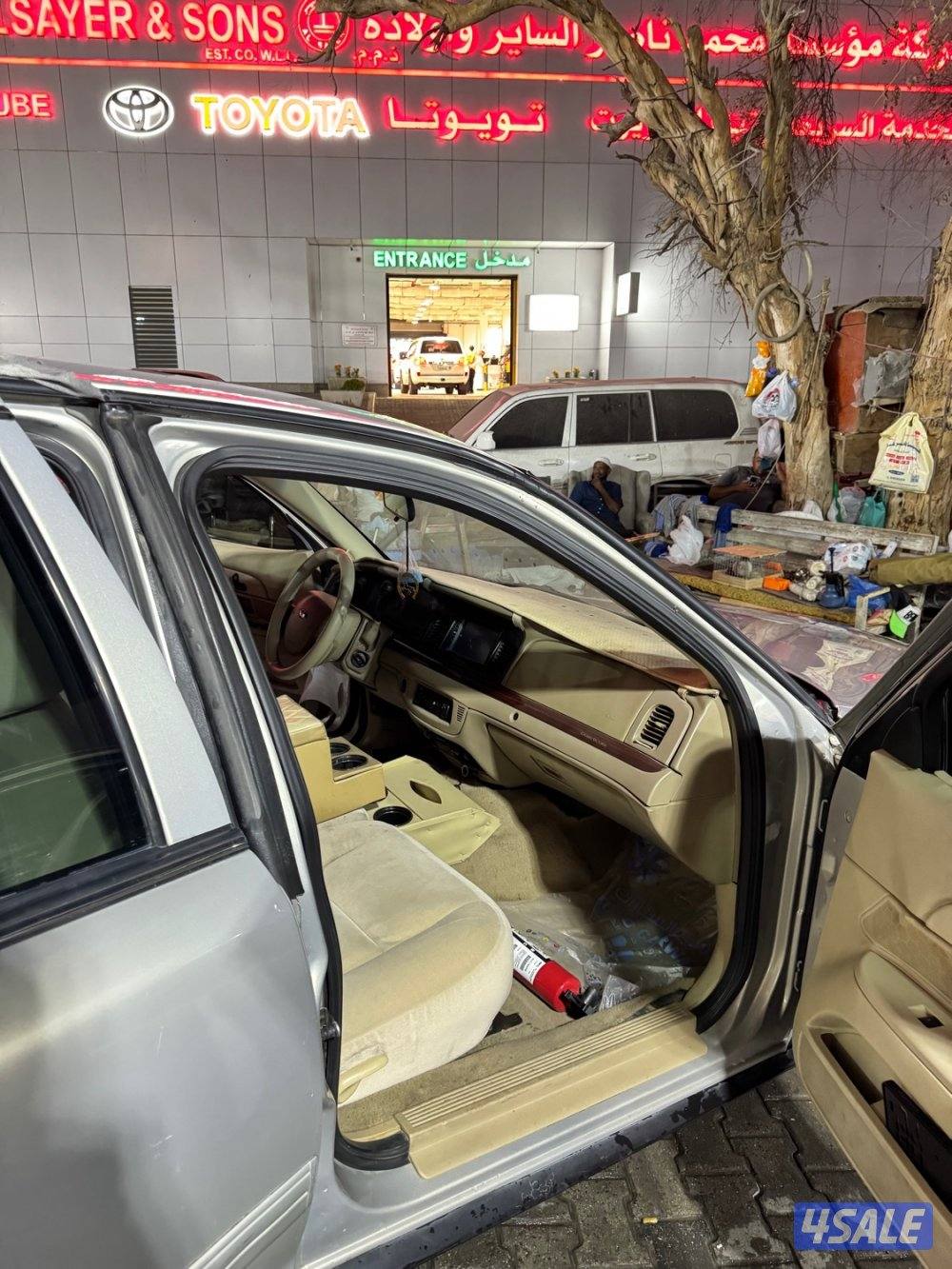 فورد فكتوريا 20111