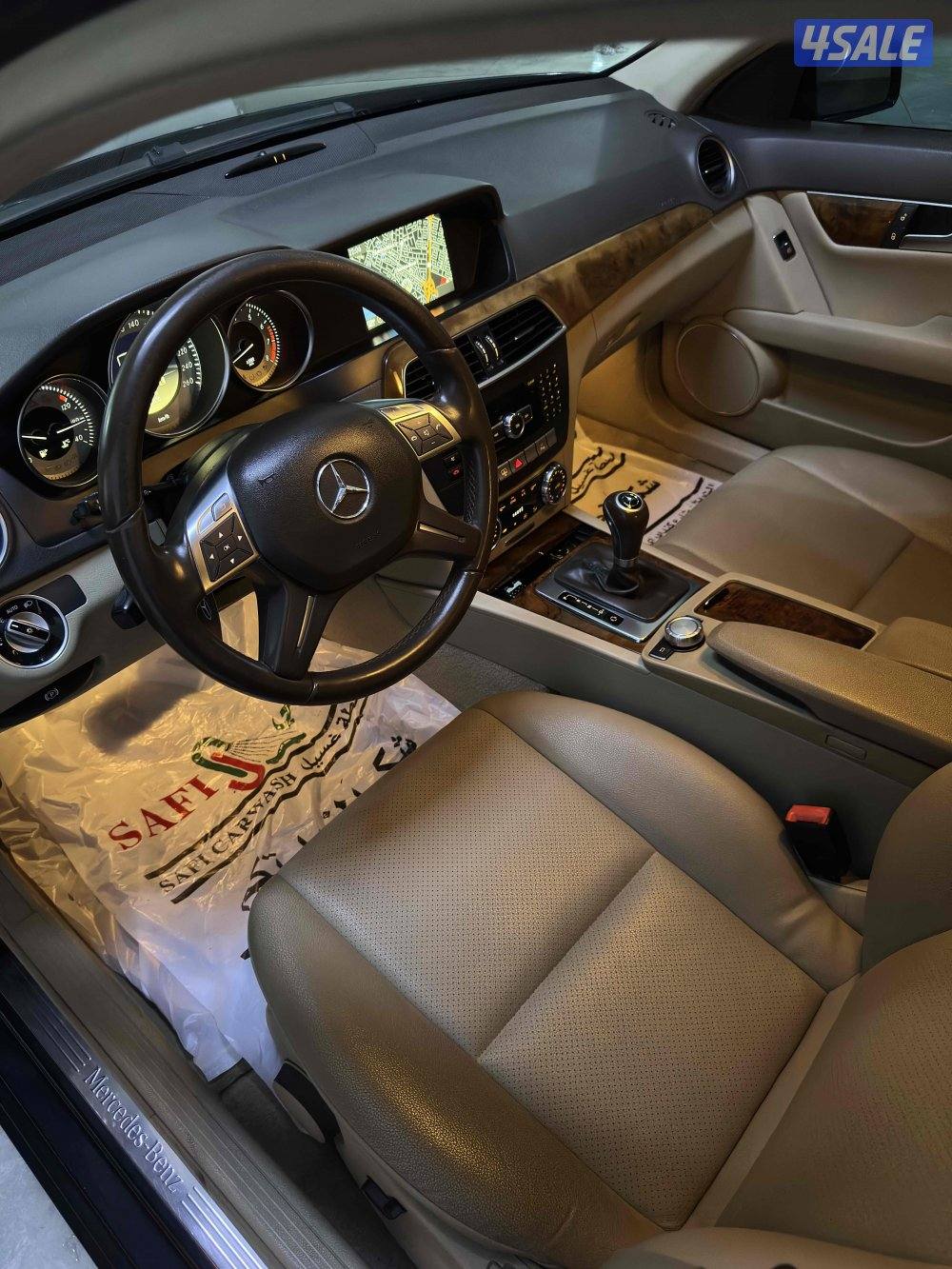 مرسيدس C250 موديل 2012 كامل المواصفات بحال الوكاله بالكامل بيعه سريعه5