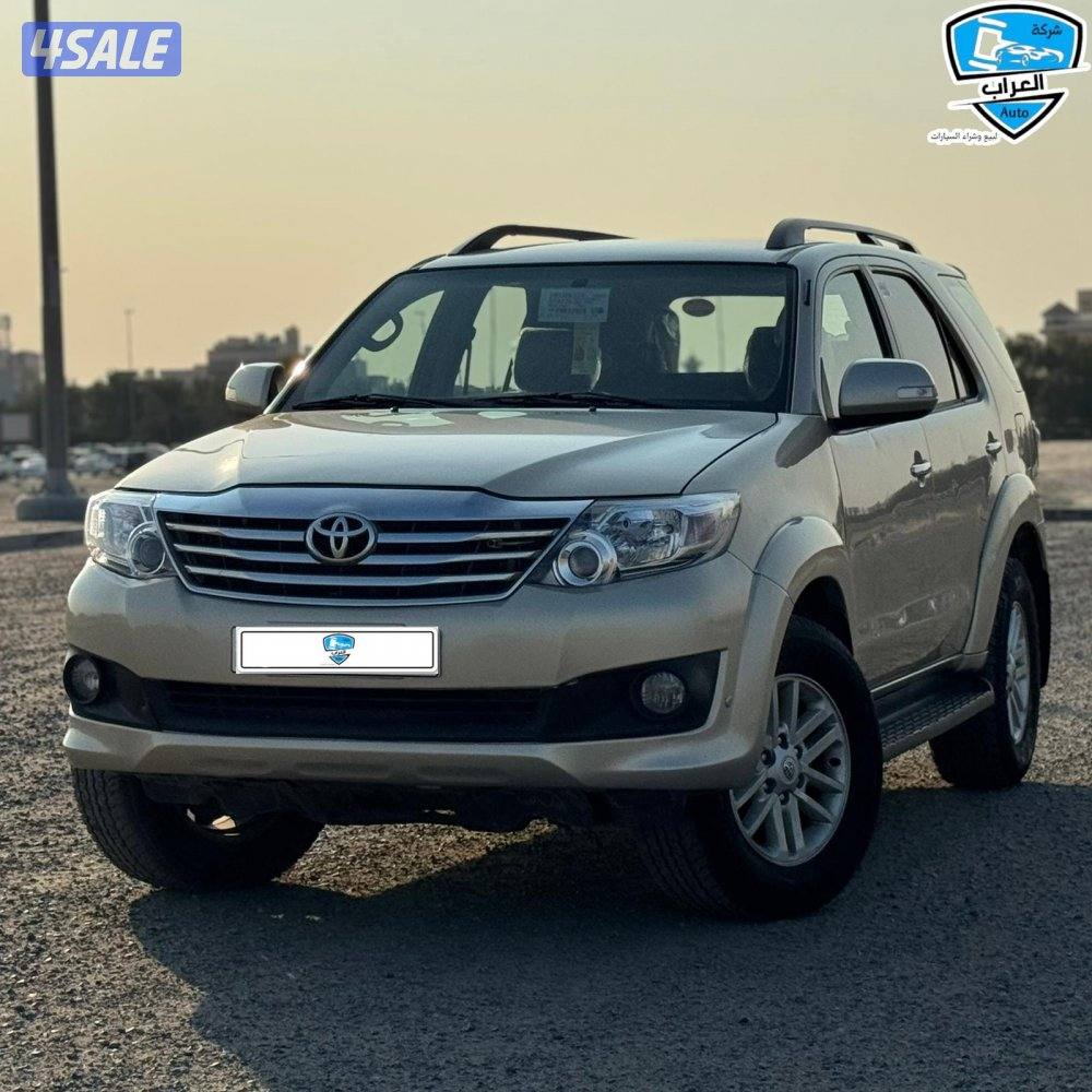 تويوتا  فورتنر  20142