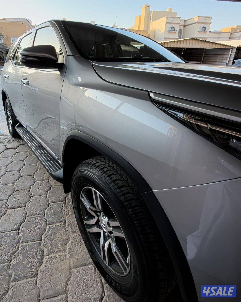 للبيع فورنتر0