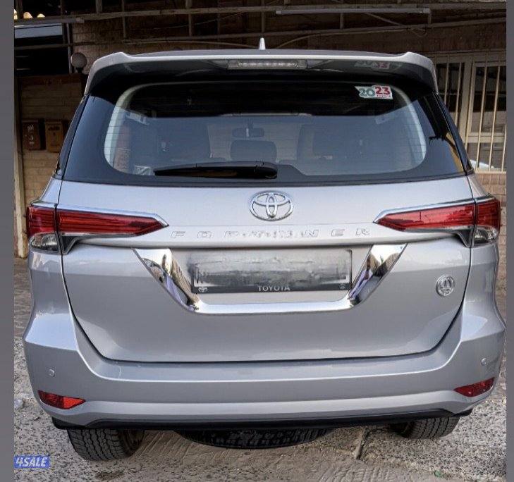 للبيع فورنتر2