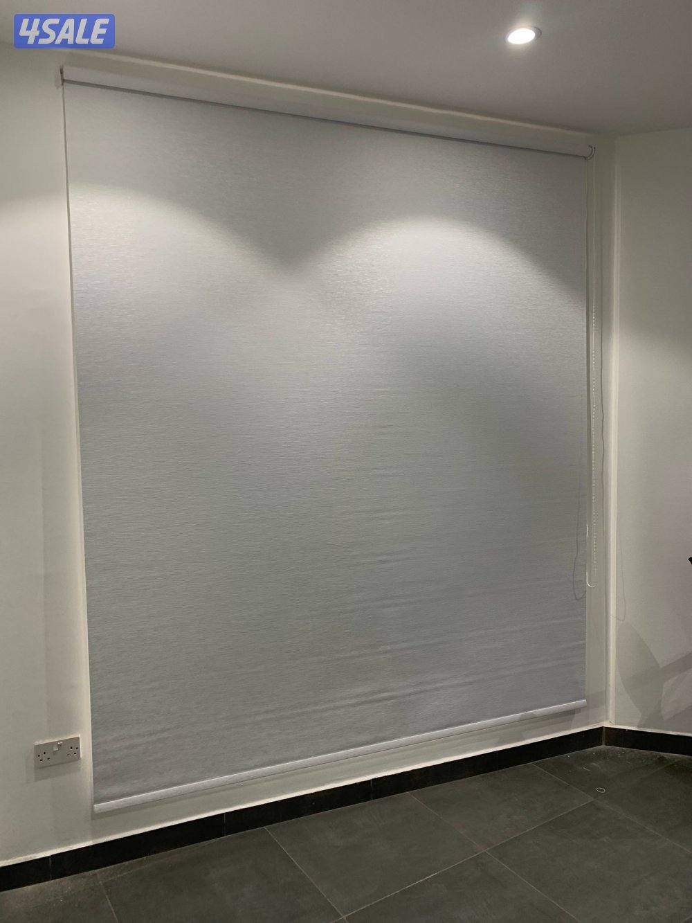 فني تفصيل وتركيب ستائر رول عازل ضوء وحراره2