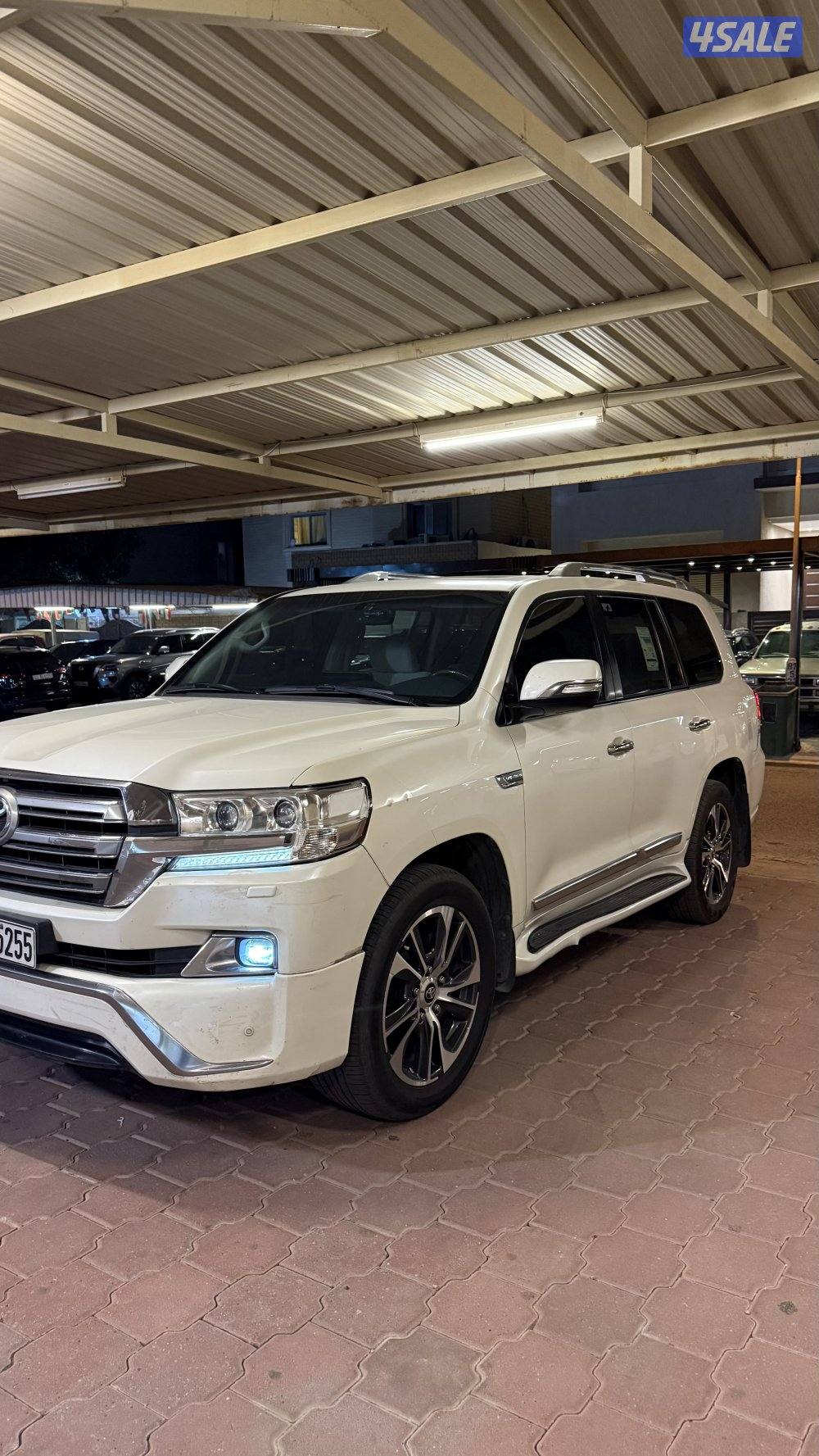 لاند كروزر ٨ سلندر شرط الفحص0