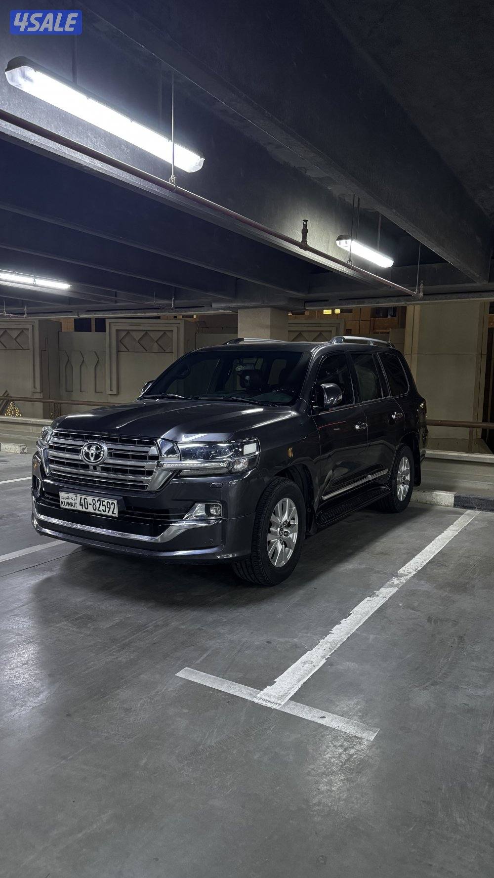 لاند كروزر 2017 كامل المواصفات سيرفس الوكالة0