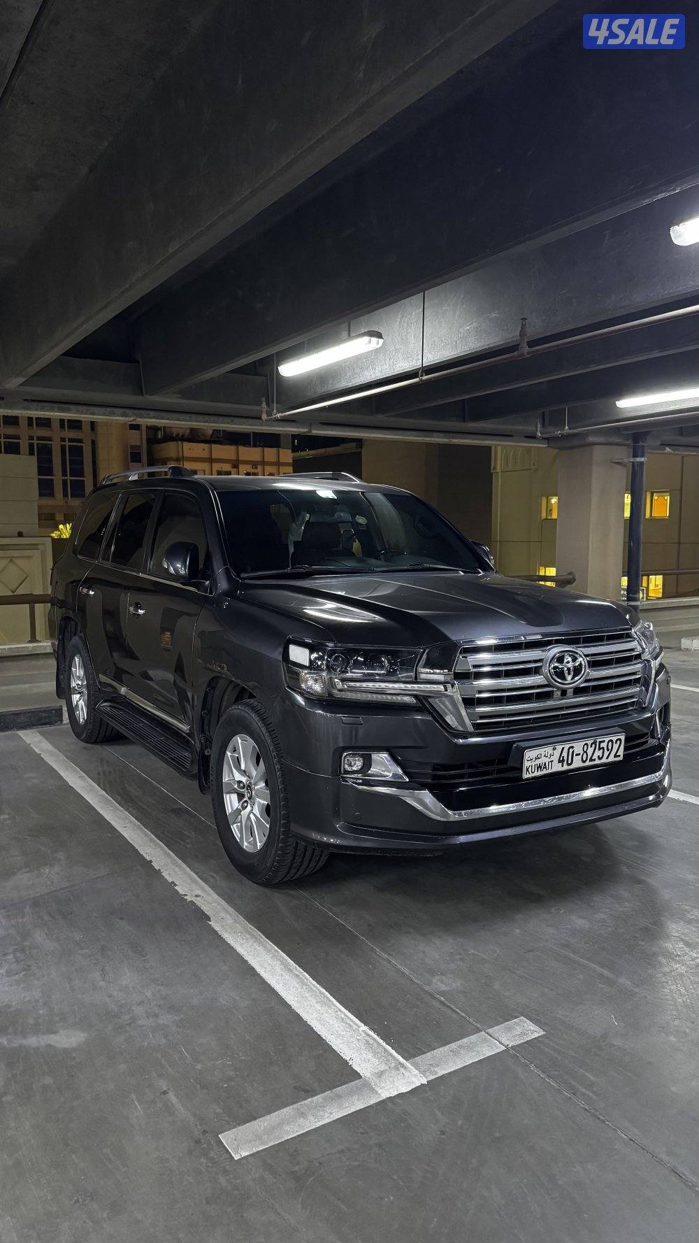 لاند كروزر 2017 كامل المواصفات سيرفس الوكالة3