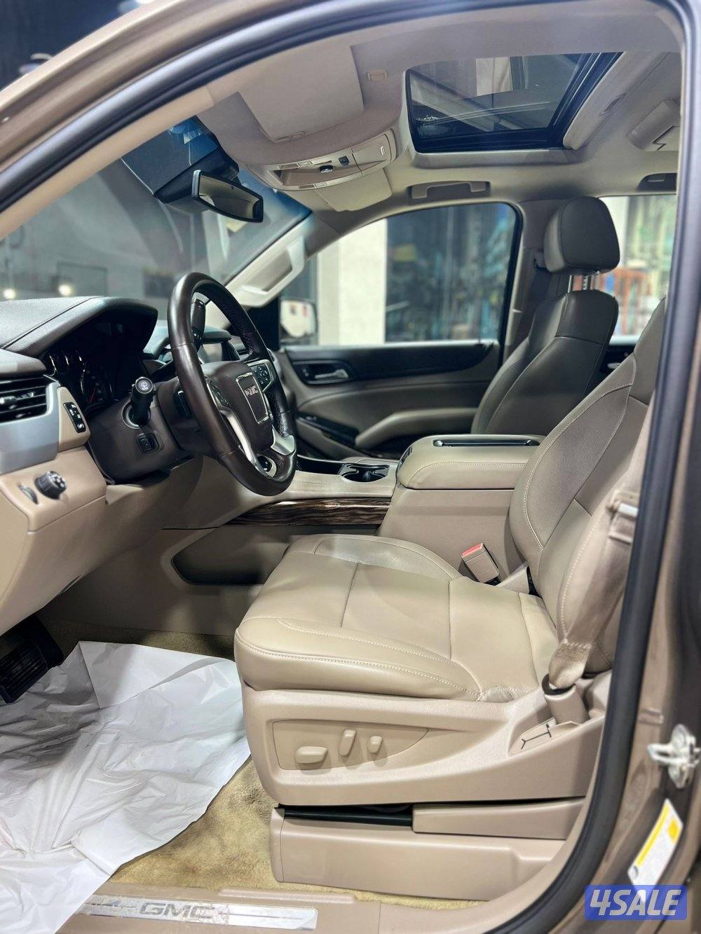 يوكن SLT موديل 2015 ماشي 164 الف وكالة الكويت بحالة نادرة جداً6