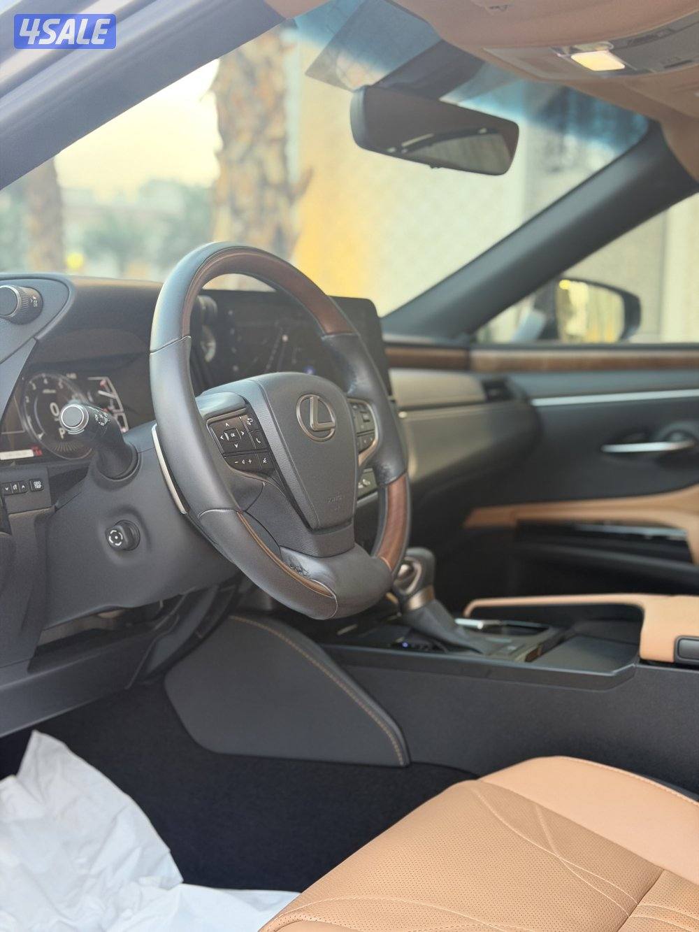 ES 250 كامل المواصفات 20233