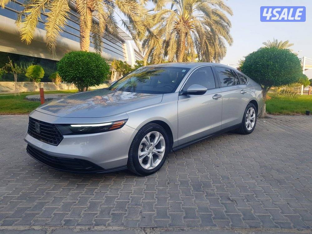 للبيع هوندا اكورد موديل 2023 عداد 24 ألف كيلو1