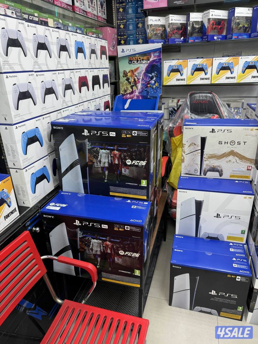 متوفر جميع اجهزة بلايستيشن8