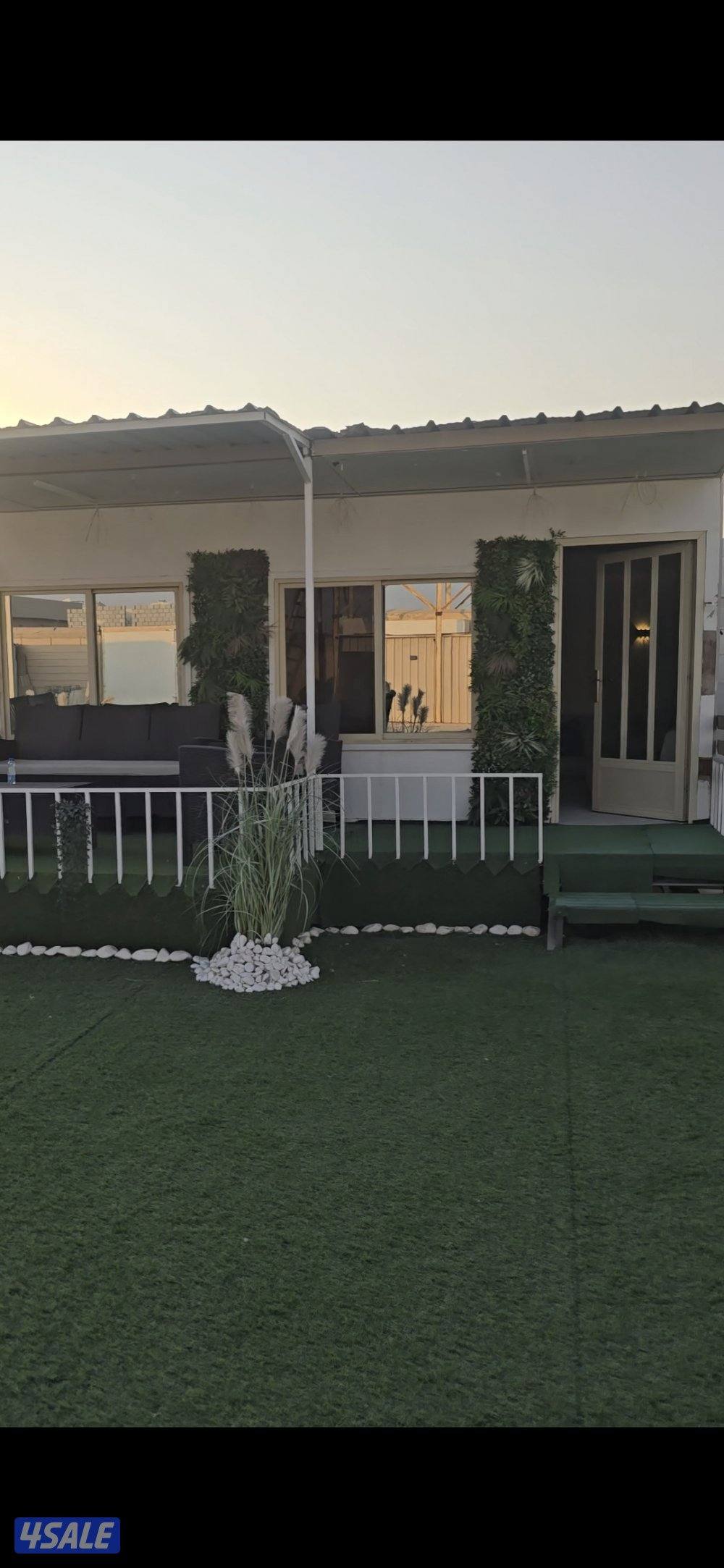 للبيع شاليه ٤×٦0