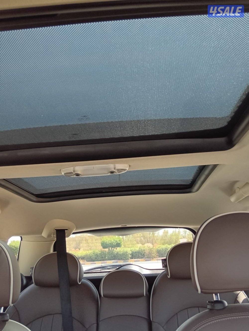 للبيع او للبدل ميني كنتري مانs مع دفع الفرق لي او لك3