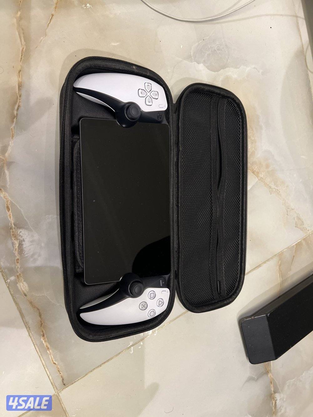 للبيع جهاز بورتال للسوني فايف مستعمل ‏خفيف جدا في حالة الجديد ومع جنطه1