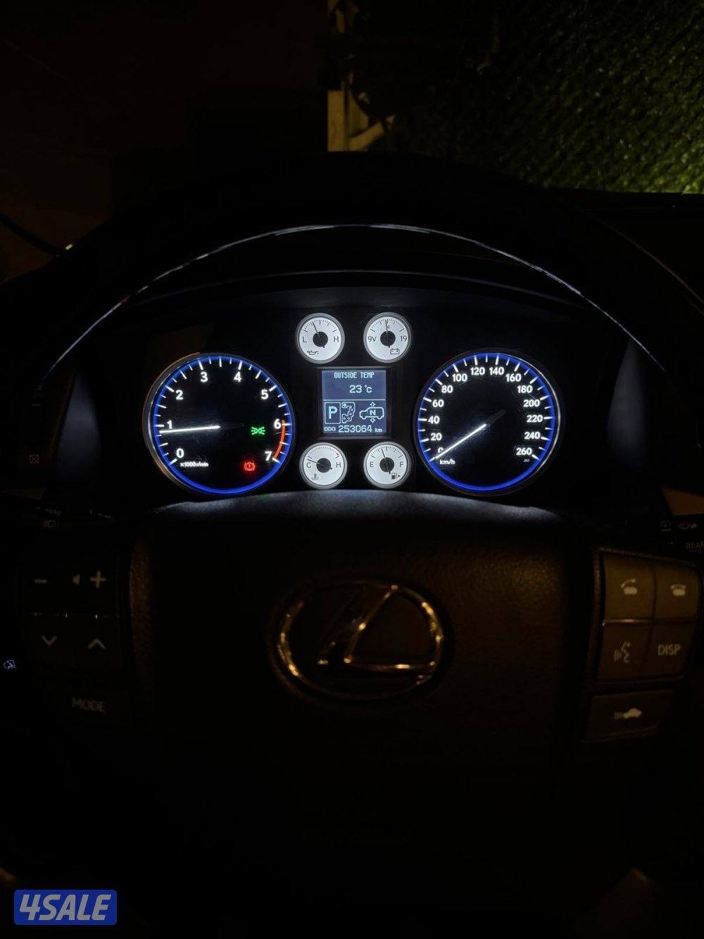 جيب لكزس LX 570 - (صبغ الوكالة )5