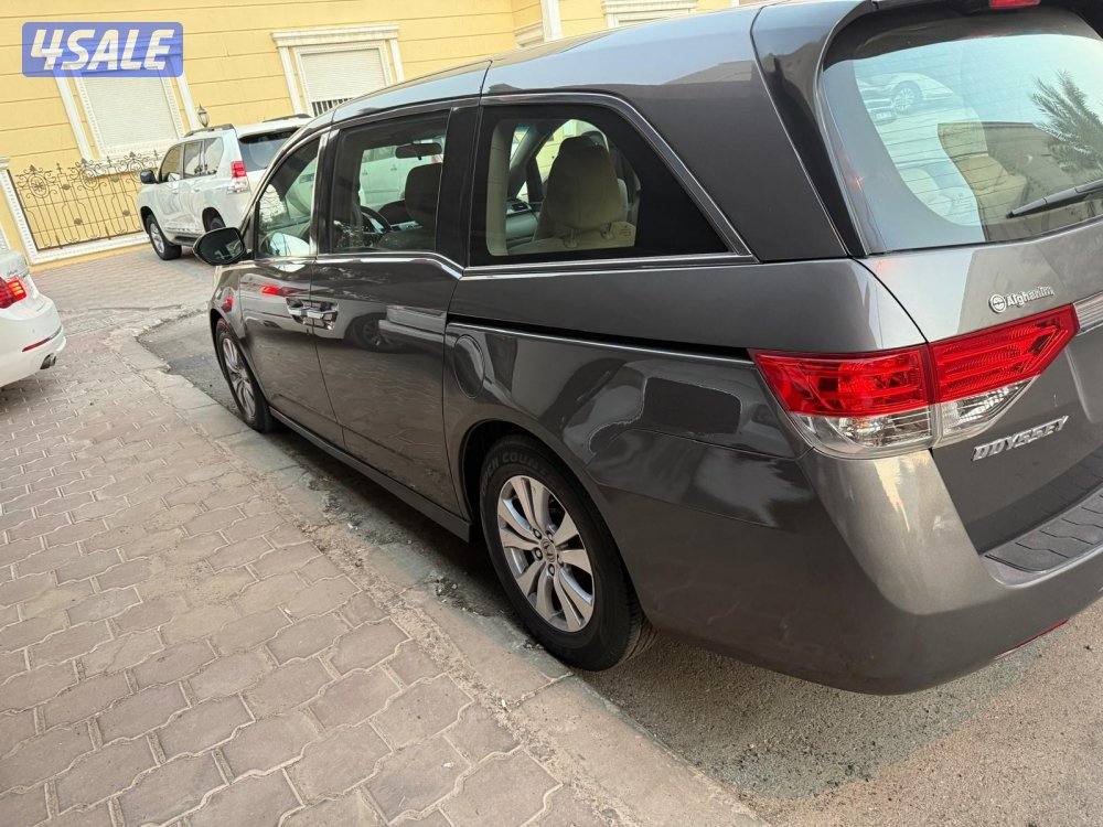 للبيع هوندا اوديسي ٢٠١٤ الحاله ممتازه0