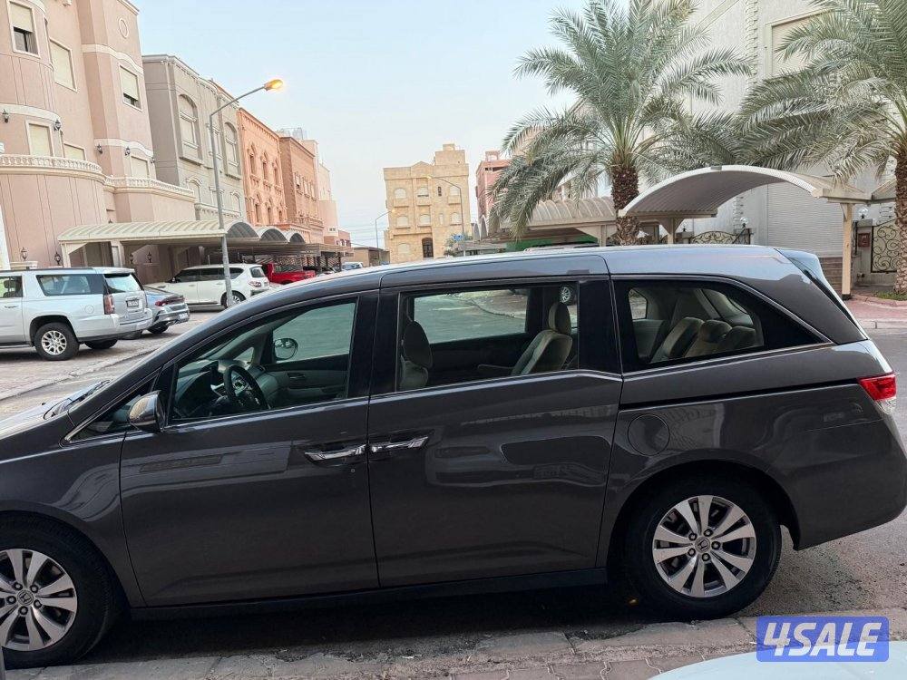 للبيع هوندا اوديسي ٢٠١٤ الحاله ممتازه4