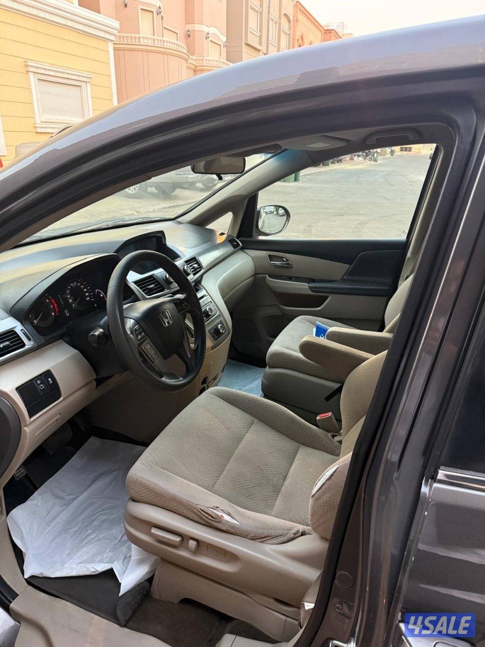 للبيع هوندا اوديسي ٢٠١٤ الحاله ممتازه5