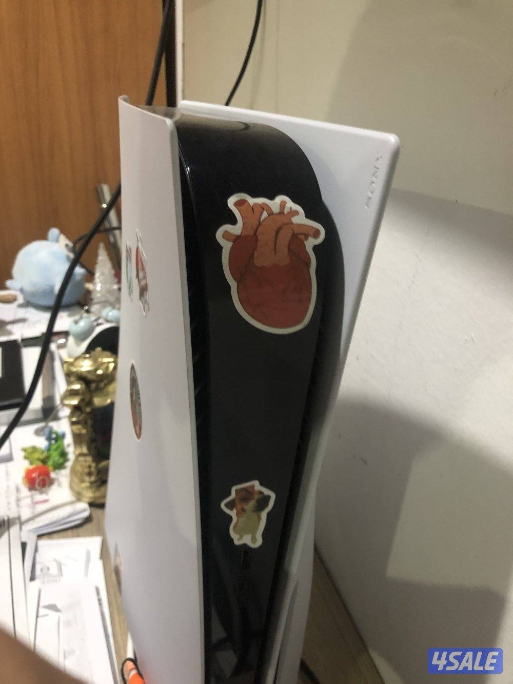 PS5 very good condition and12