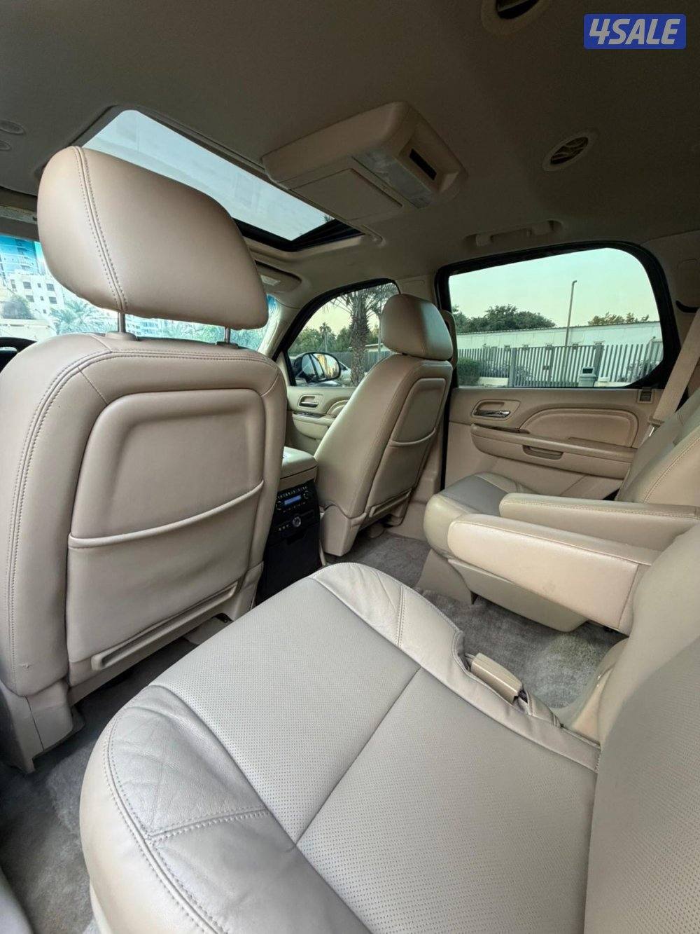 🔥اسكاليد 2014بحالة الوكالة 🔥8