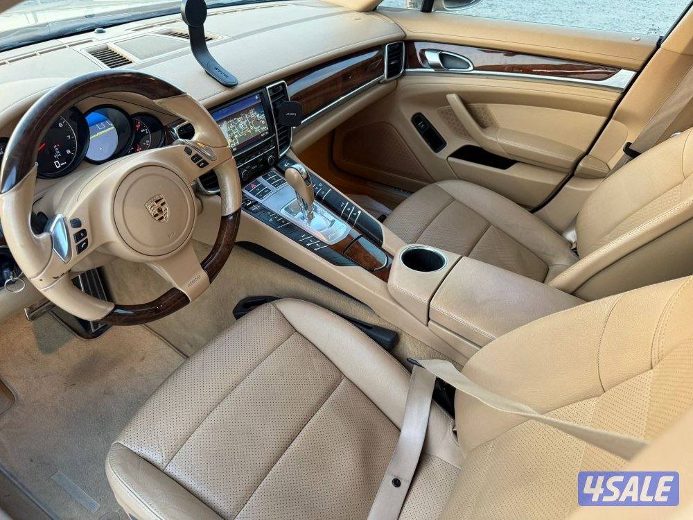 بورش باناميرا بحالة المصنع كالجديد7