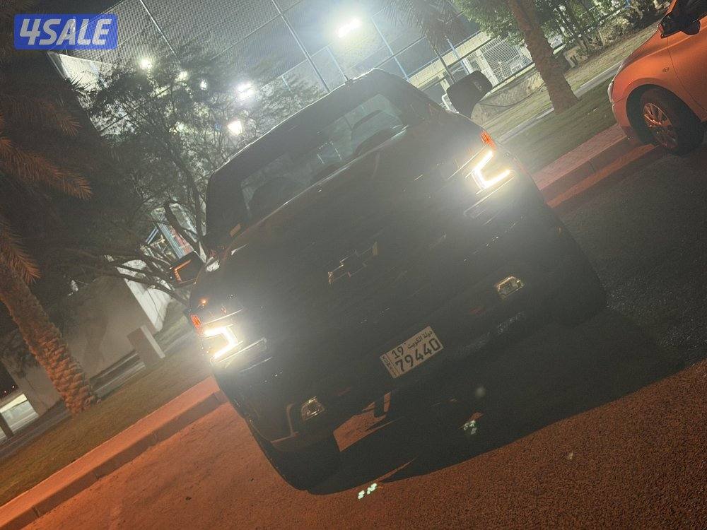 للبيع سلفرادو 2021 تريل بوس أو بدل مع تاهو LTZ3