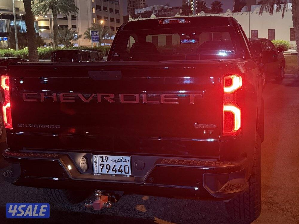 للبيع سلفرادو 2021 تريل بوس أو بدل مع تاهو LTZ5