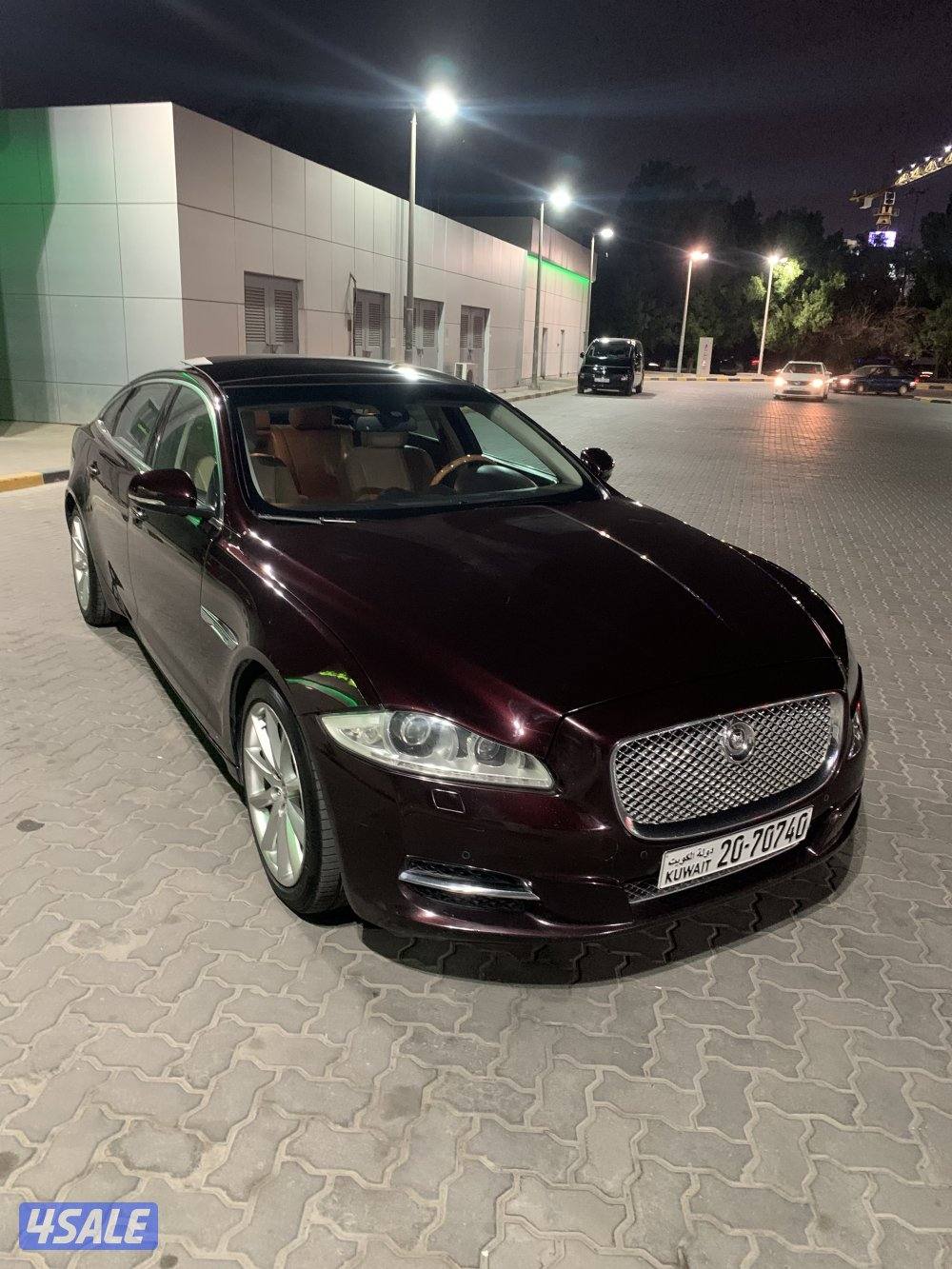 جاكوار XJ موديل 2013 وارد الوكالة عداد 120 الف كامل المواصفات3