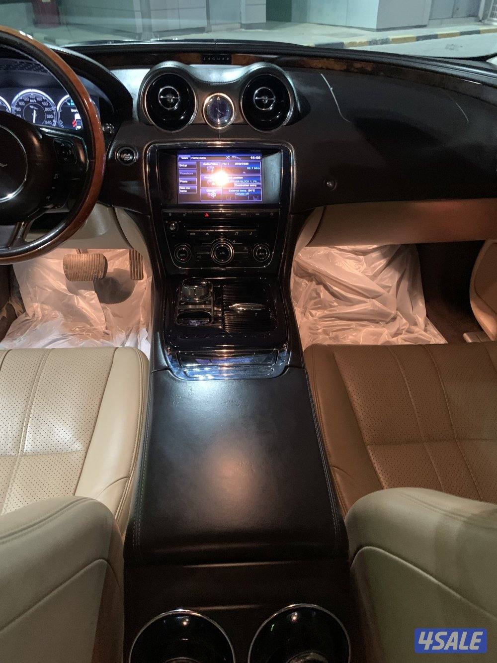 جاكوار XJ موديل 2013 وارد الوكالة عداد 120 الف كامل المواصفات5