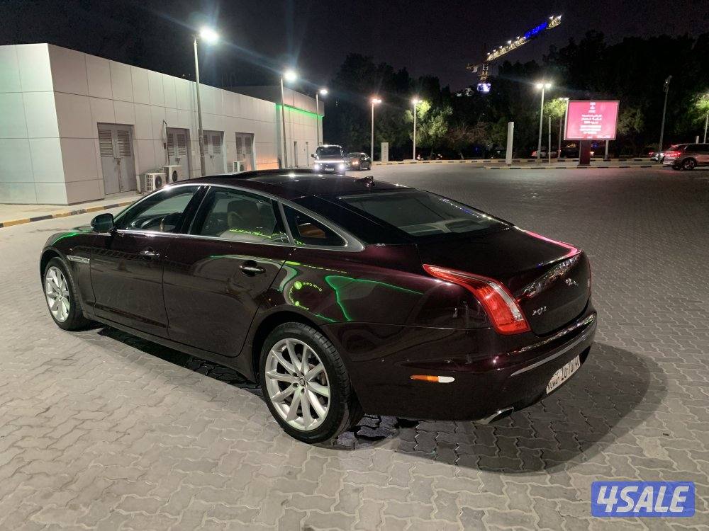 جاكوار XJ موديل 2013 وارد الوكالة عداد 120 الف كامل المواصفات4