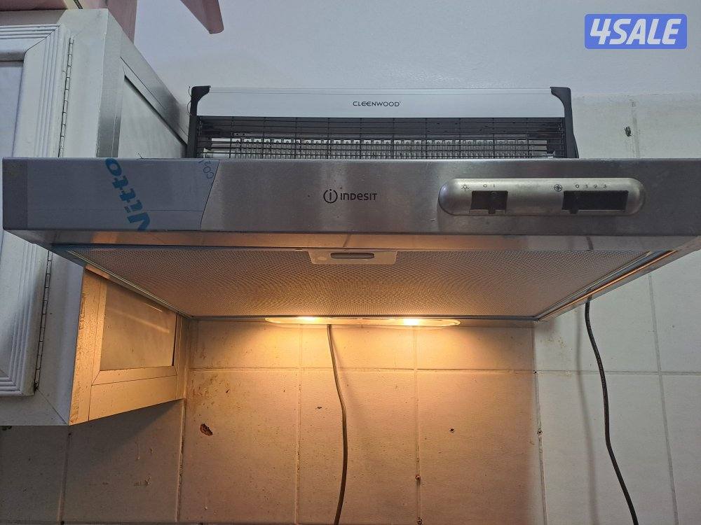 Indesit Kitchen Chimney from Xcite – Like New1