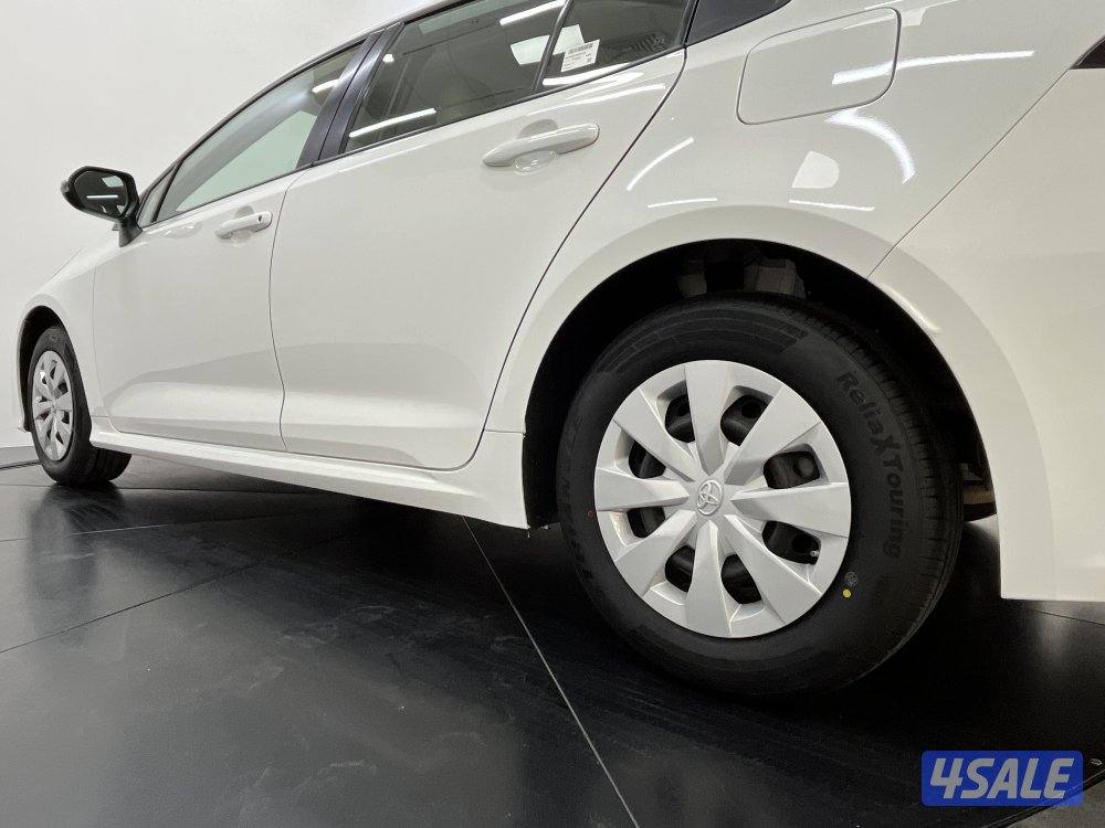 TOYOTA COROLLA 22F04T-L_U6