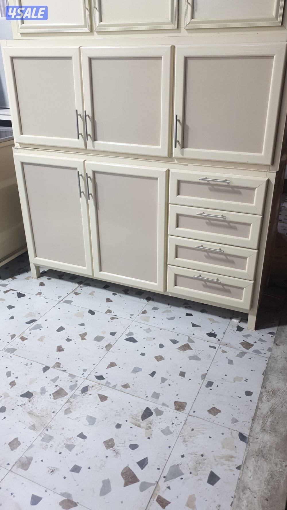 نبيع جميع مطابخ(فني فك وتركيب وصيانه تصليح تبديل فصالات ونقل مطابخ )2