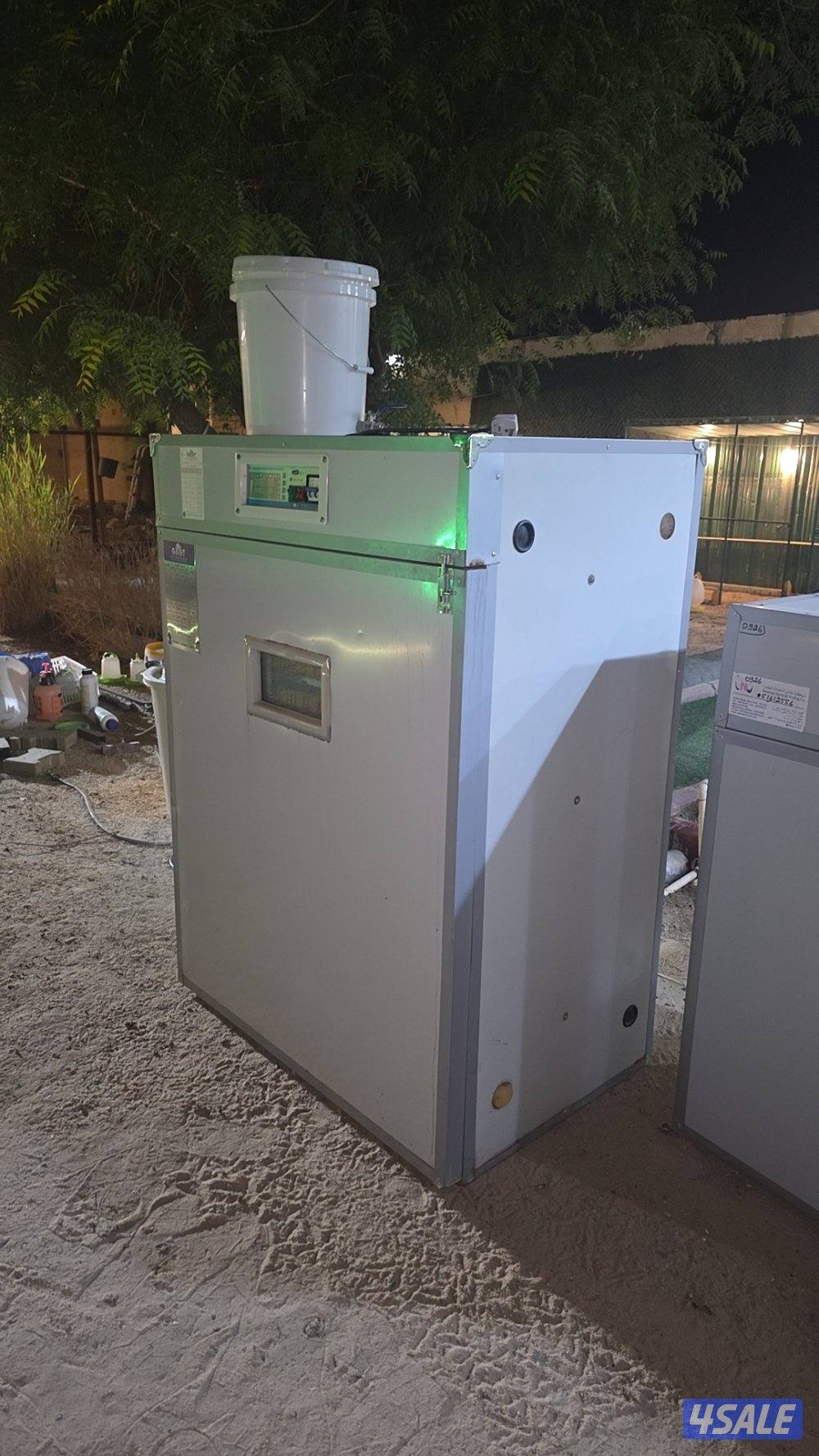 فقاسات خانات حديد مكيف ماء بطاريات فري1