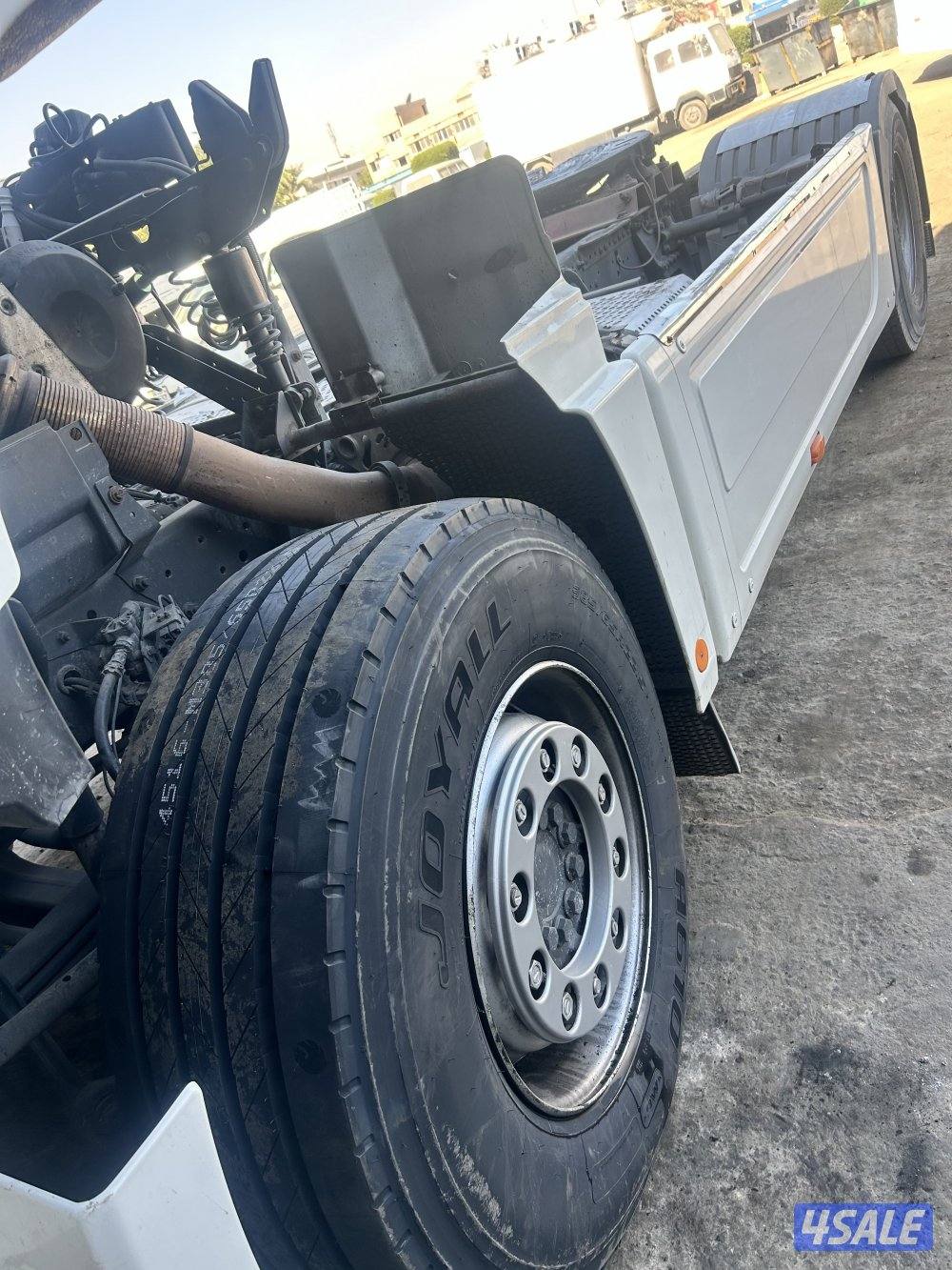 تواير شاحنات جميع المقاسات3