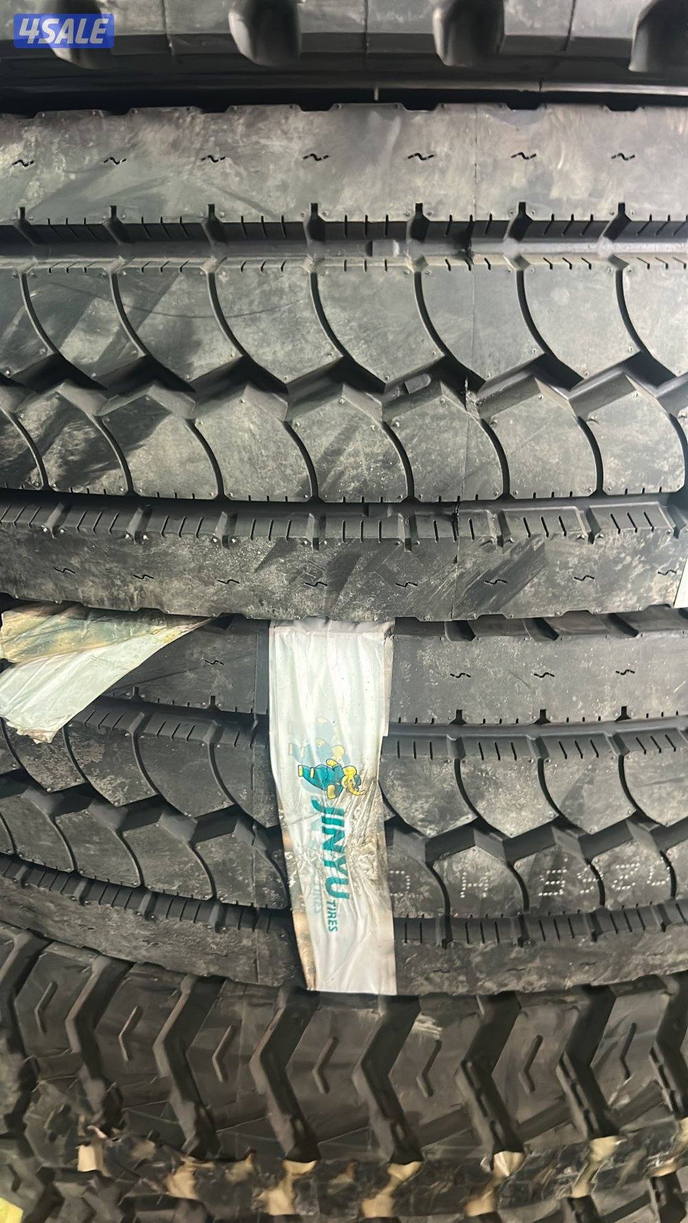 تواير شاحنات جميع المقاسات12