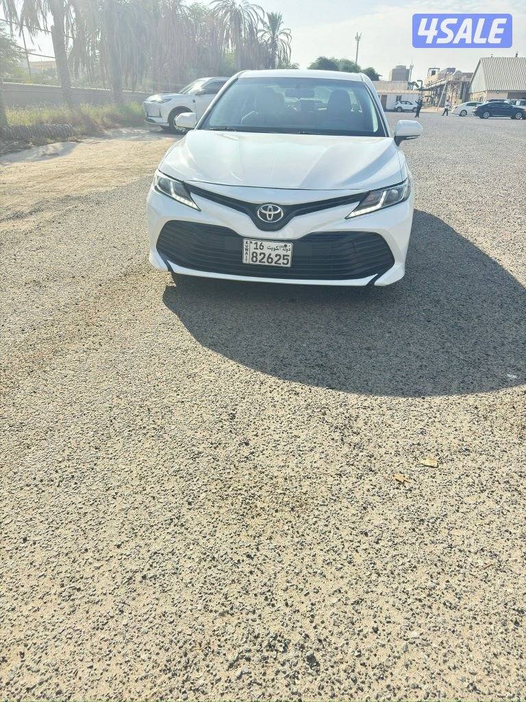 كامري 2019صبغ الوكاله عدا قطعه شرط الفحص بالكامل2