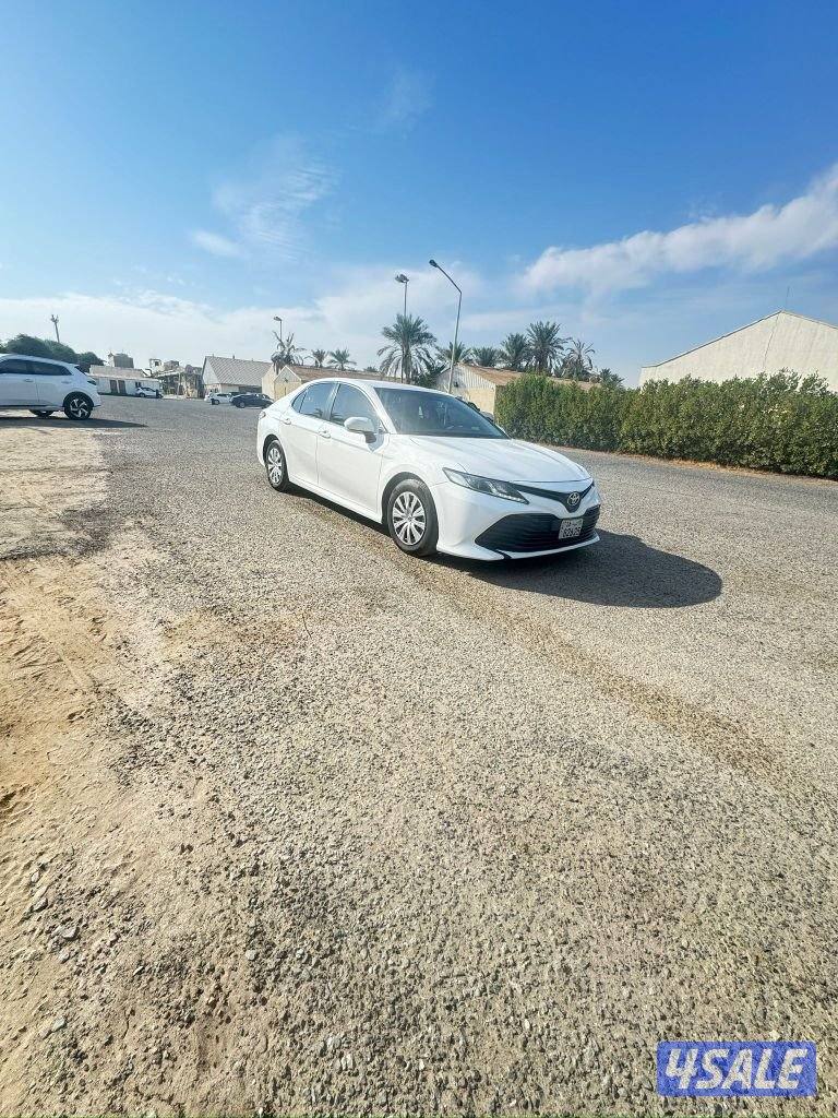 كامري 2019صبغ الوكاله عدا قطعه شرط الفحص بالكامل6