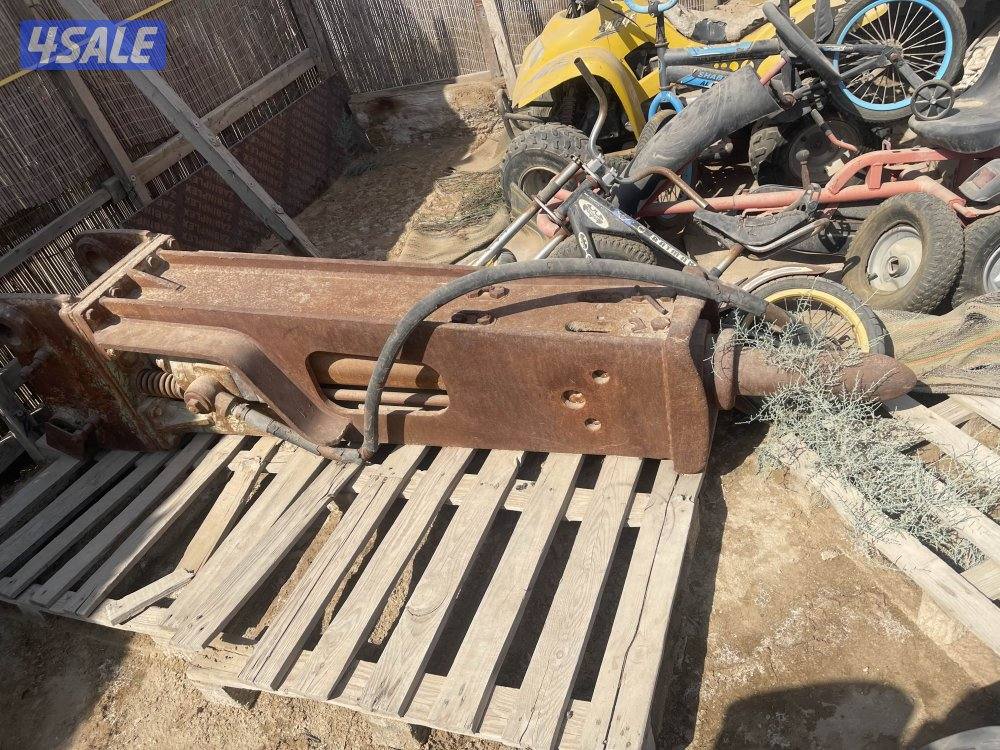 للبيع باكيت وجاك همر حفارة0