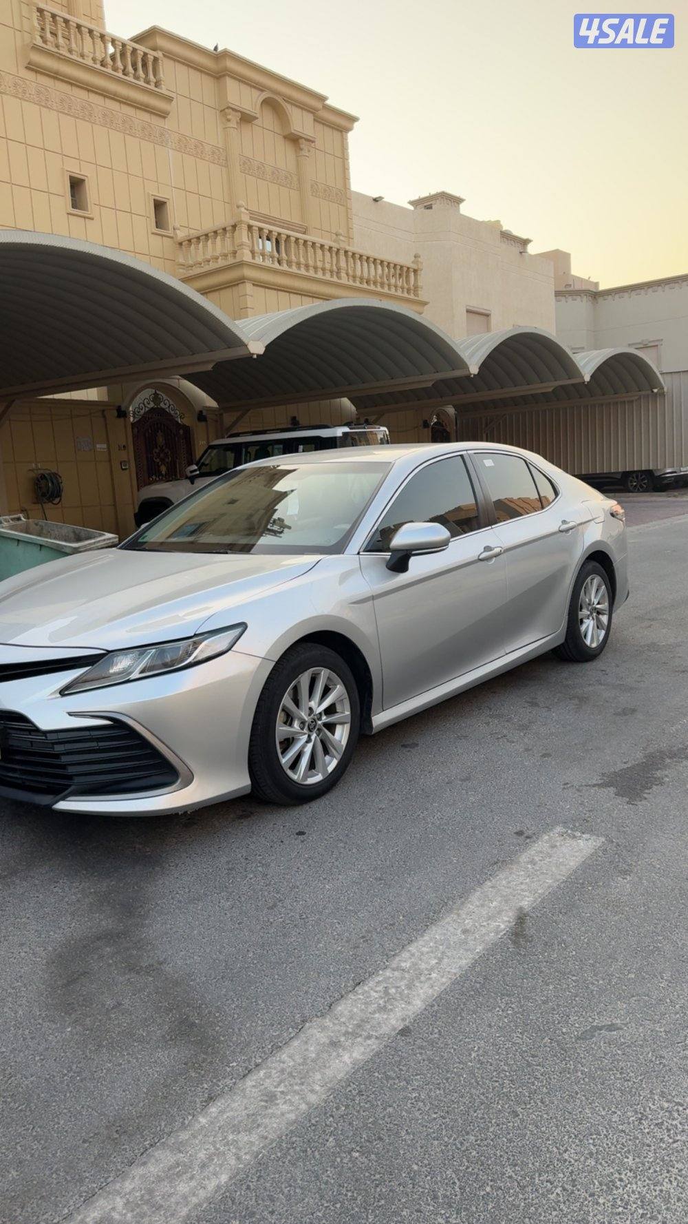 للبيع كامري 2023 او للبدل0